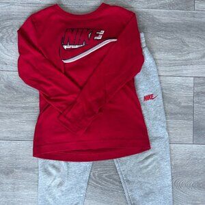 Nike Long sleeve shirt and pants size 4t